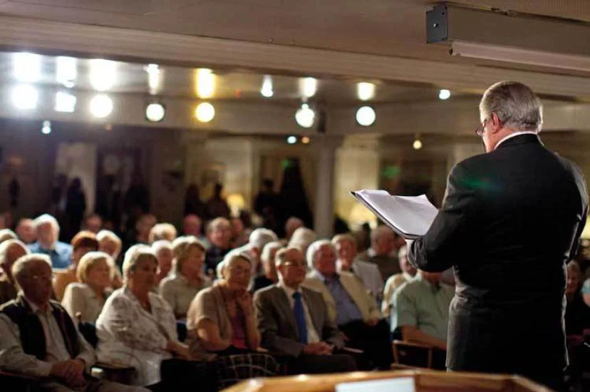 Swan-Hellenic-Guest-Speaker.jpg
