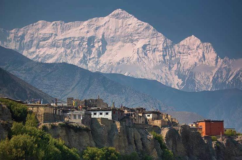 Nepal mountians ThinkstockPhotos 483146188