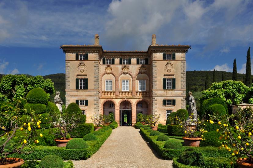 Villa Cetinale was constructed in 1680 for Pope Alexander VII