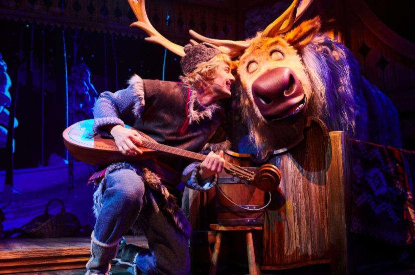 Disneyland’s performers are renowned for their ability to stay in character!