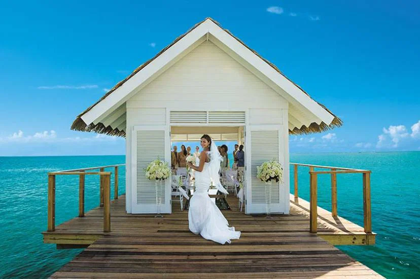 The latest wedding and honeymoon trends to tap into