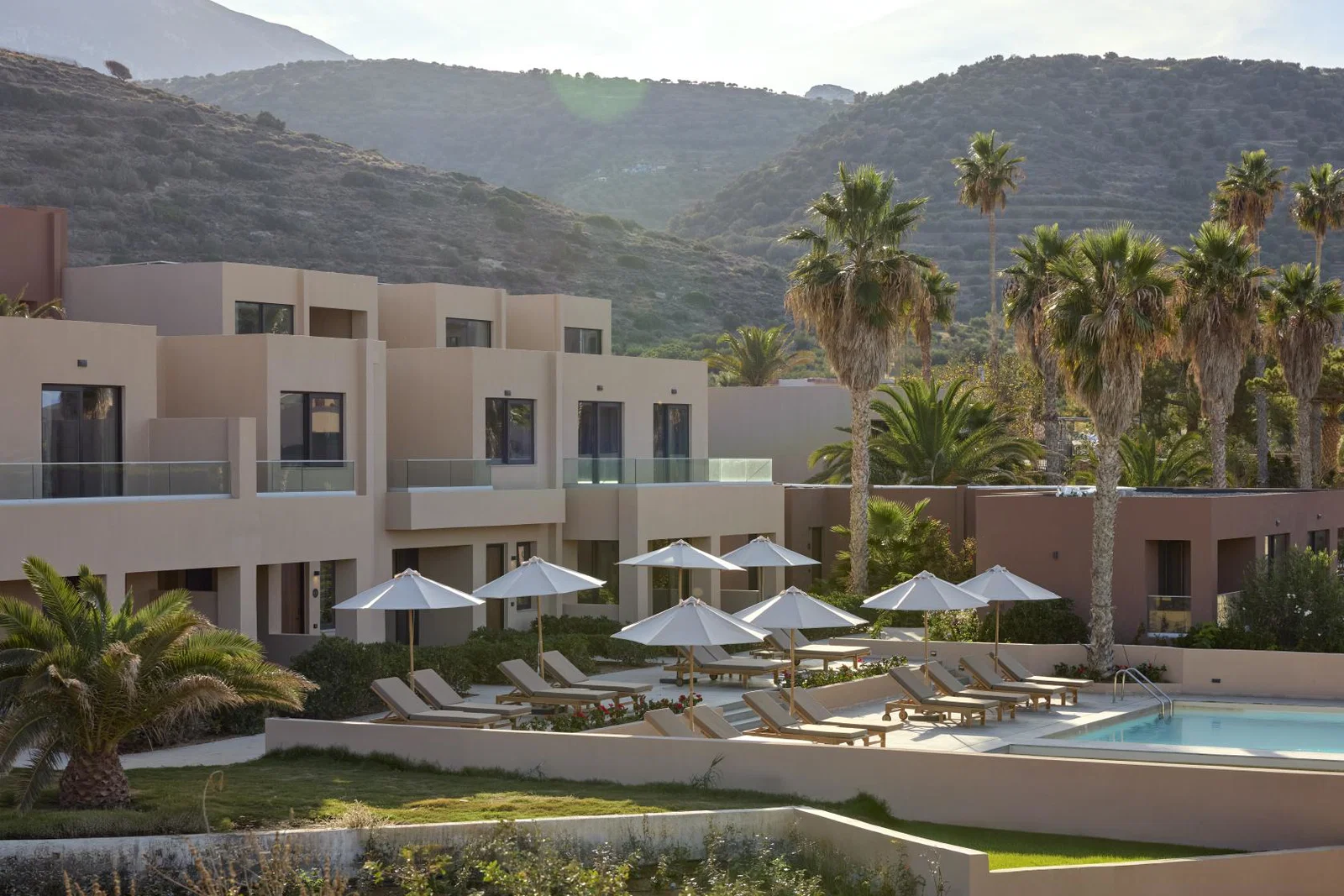The exterior and pool at Ella Rocrita
