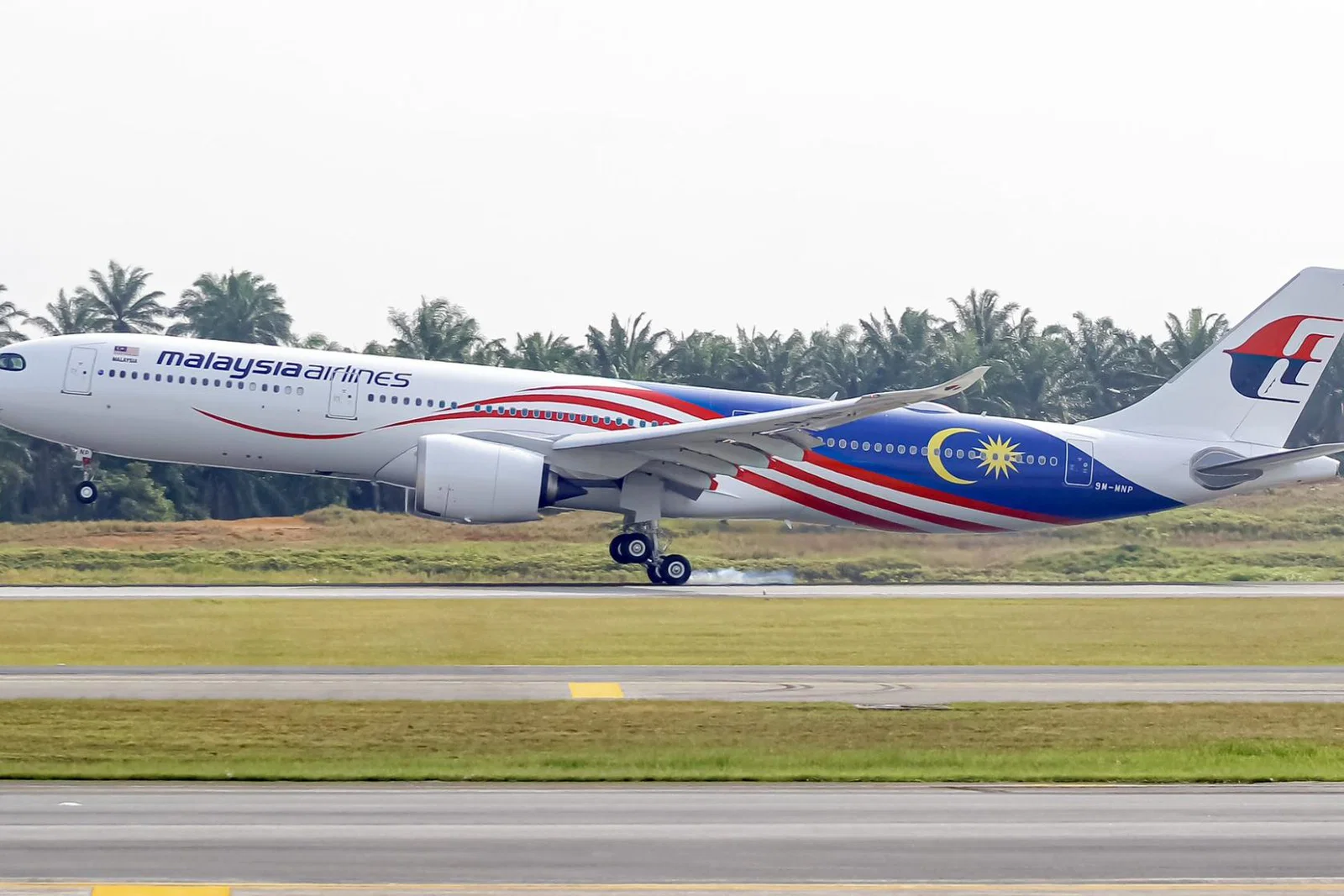 MH A330neo