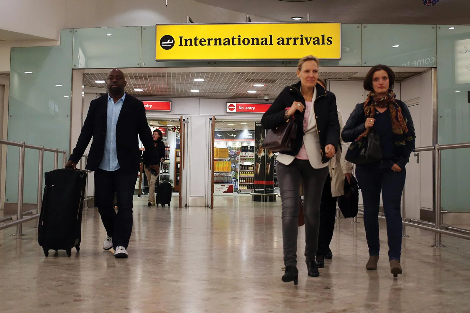Heathrow (Ebola screening, PA)
