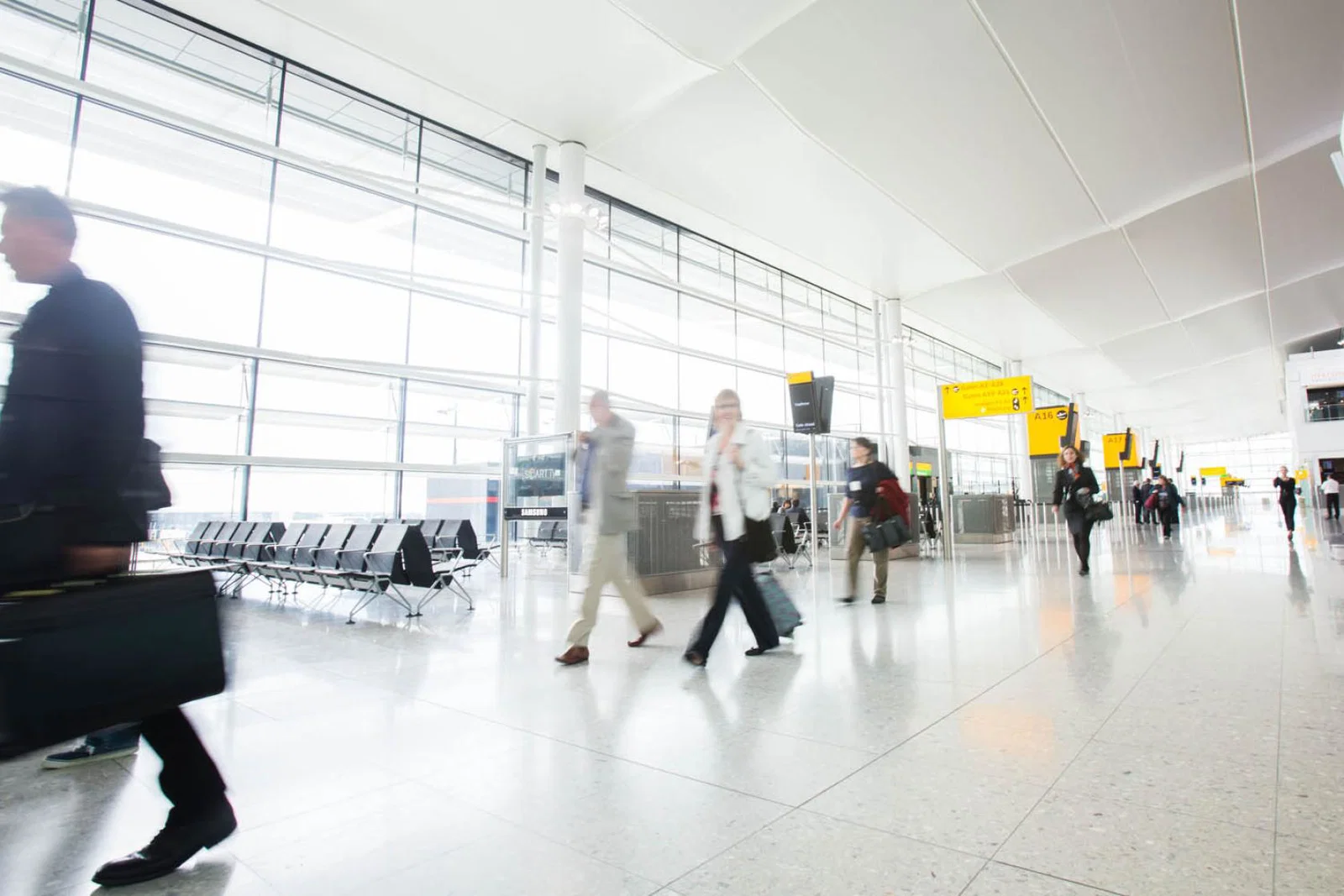 Grant Shapps faces demands from airlines to get them moving again