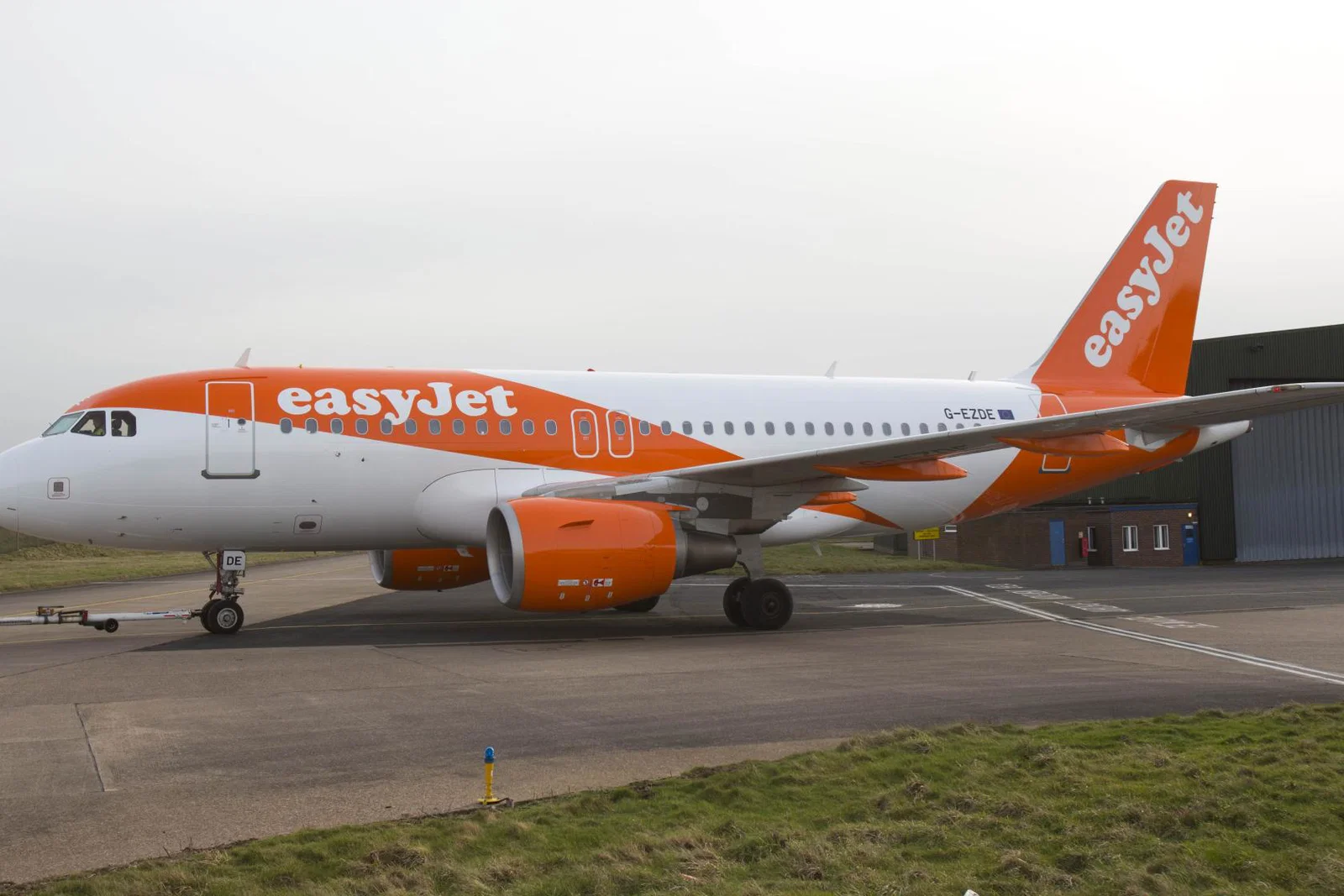 easyJet