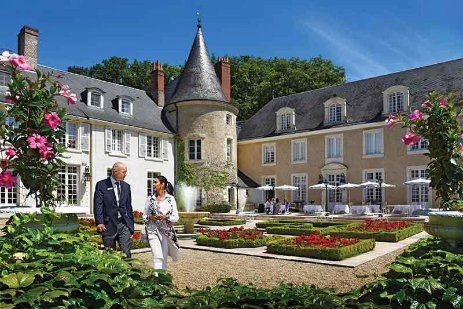 Le Domaine de Beauvois with TD and Lisa Ray