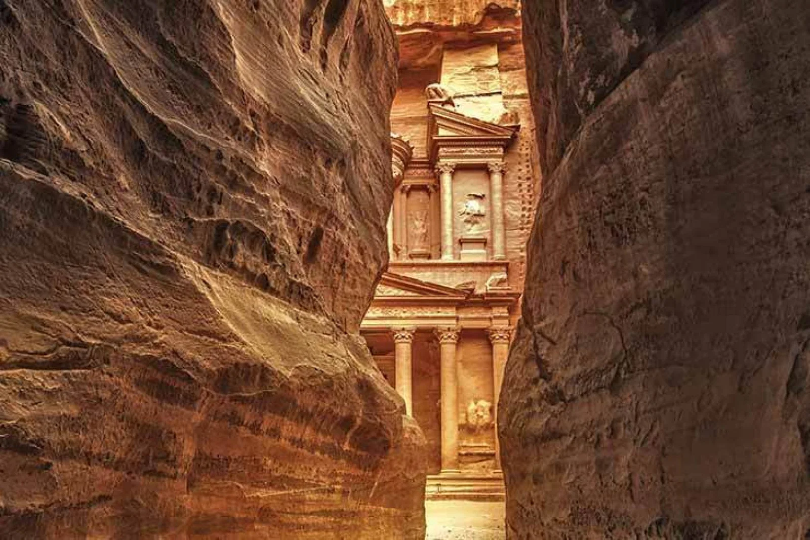 Petra Jordan canyon