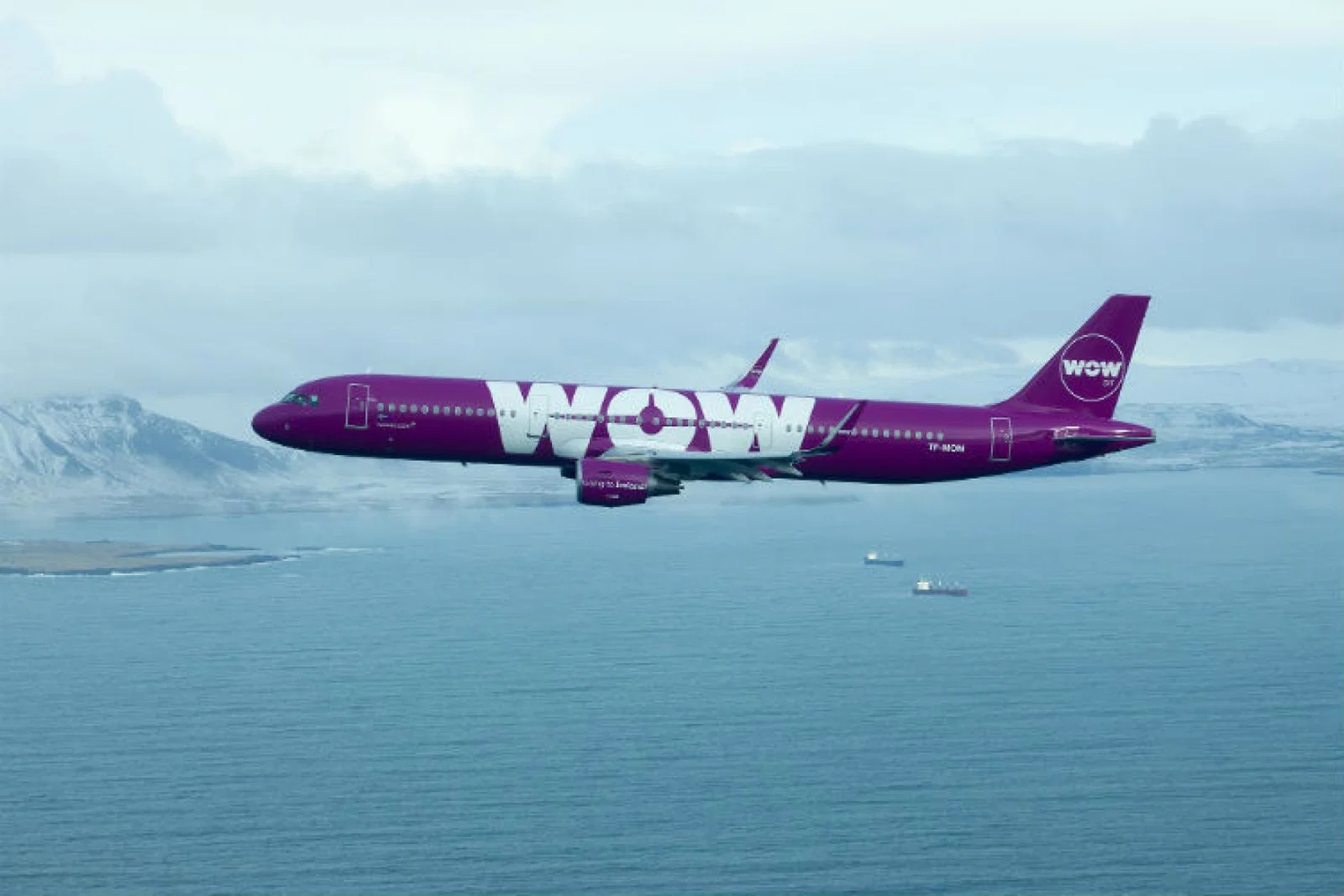 Wow air plane