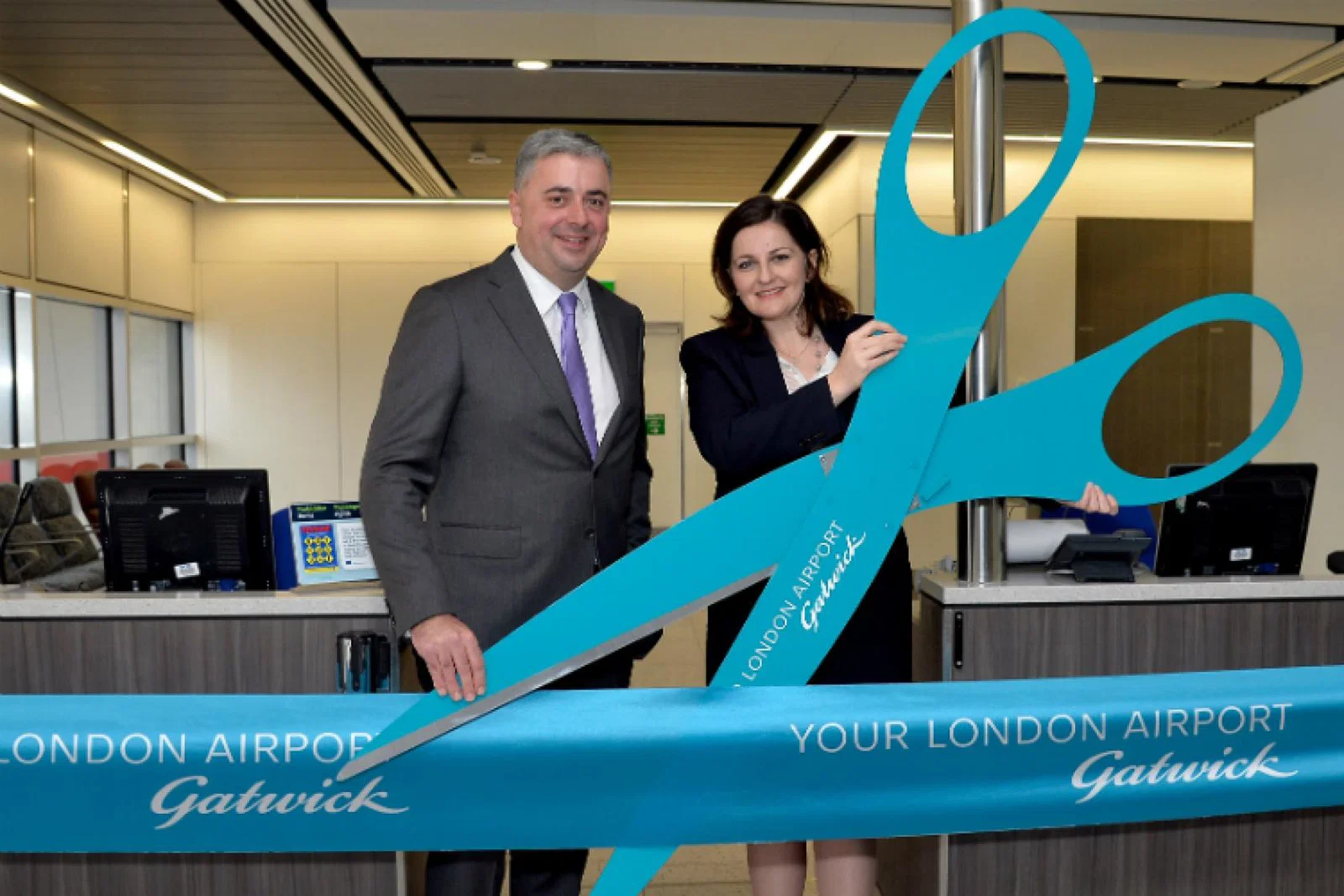 4-GatwickAirport.jpg