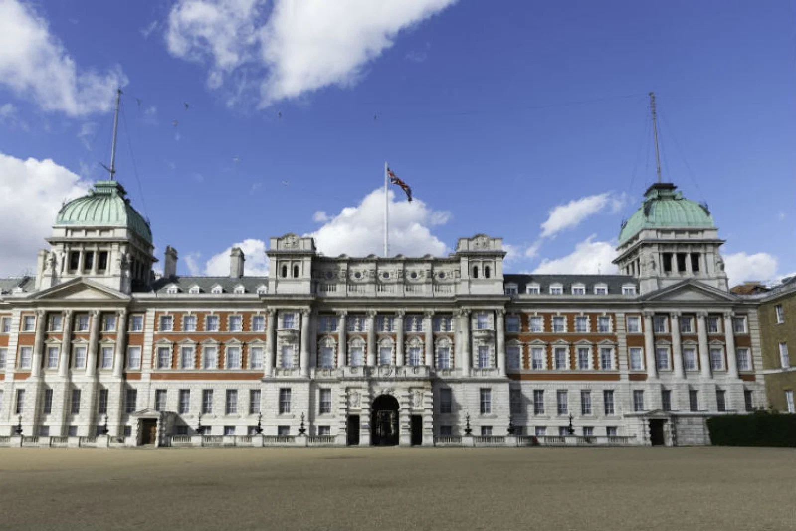 Old Admiralty Building in Horse Guards Parace in London Foreign and Commonwealth office ThinkstockPh