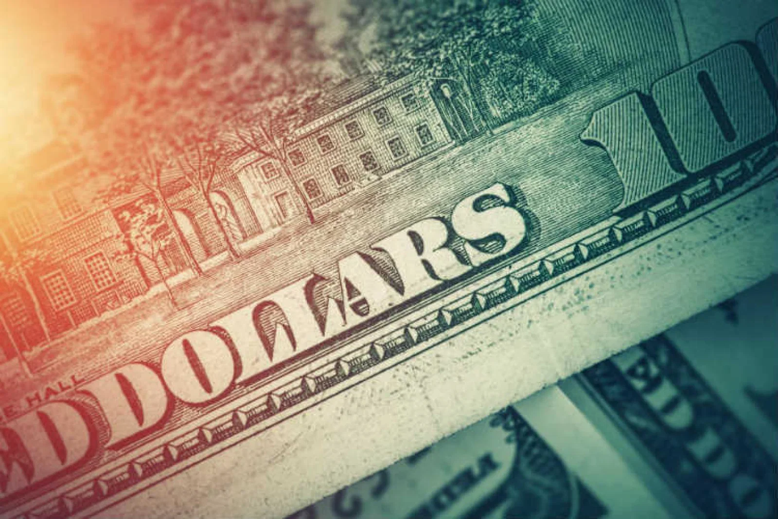 Dollar ThinkstockPhotos-515147036.jpg