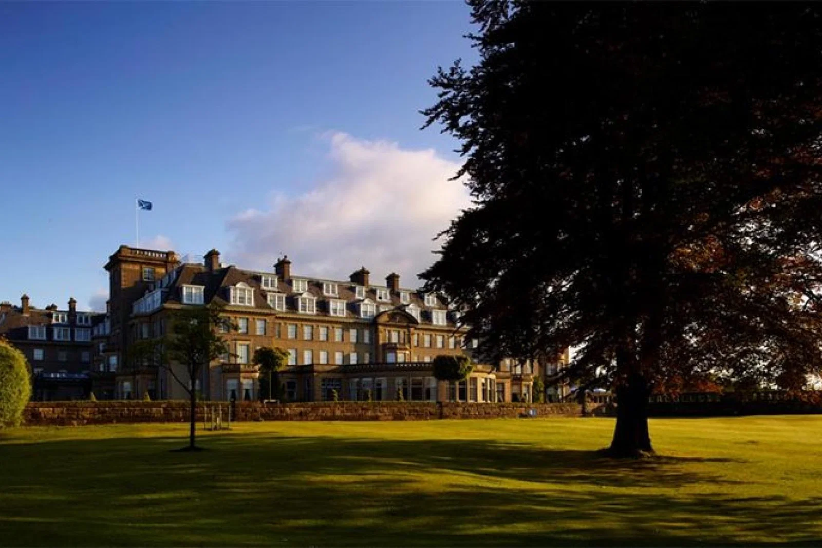WEB-Gleneagles-hotel-exterior.jpg
