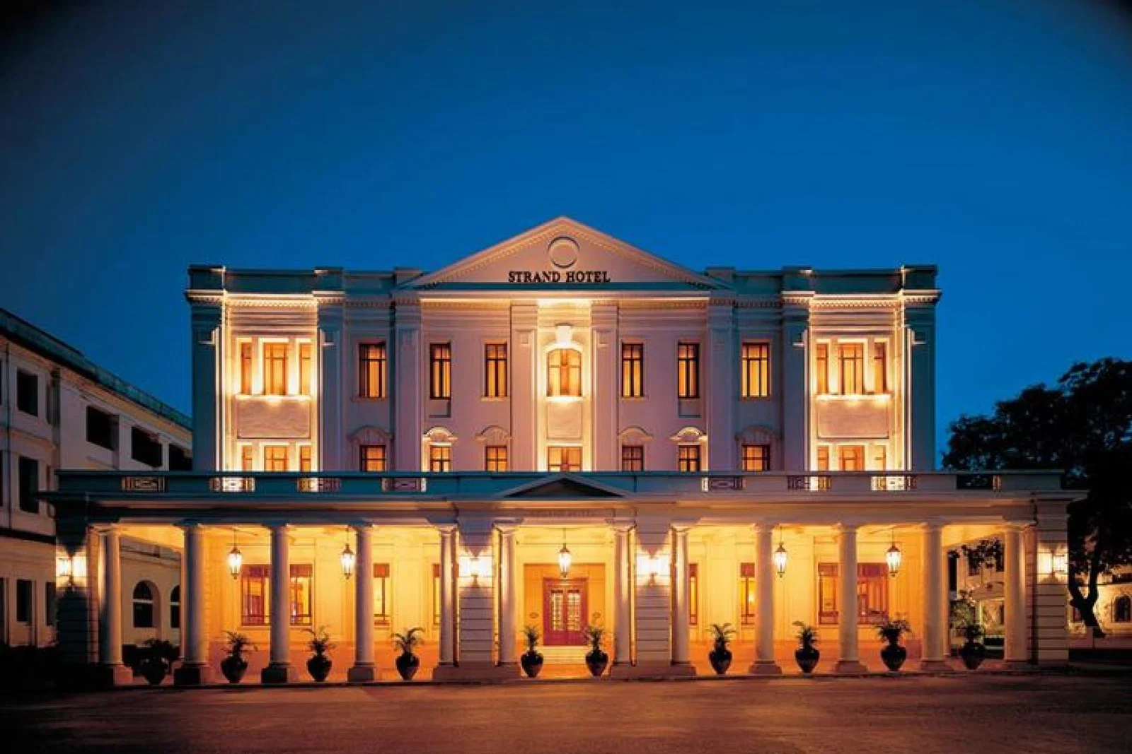 WEB-Strand-Yangon-Exterior.jpg