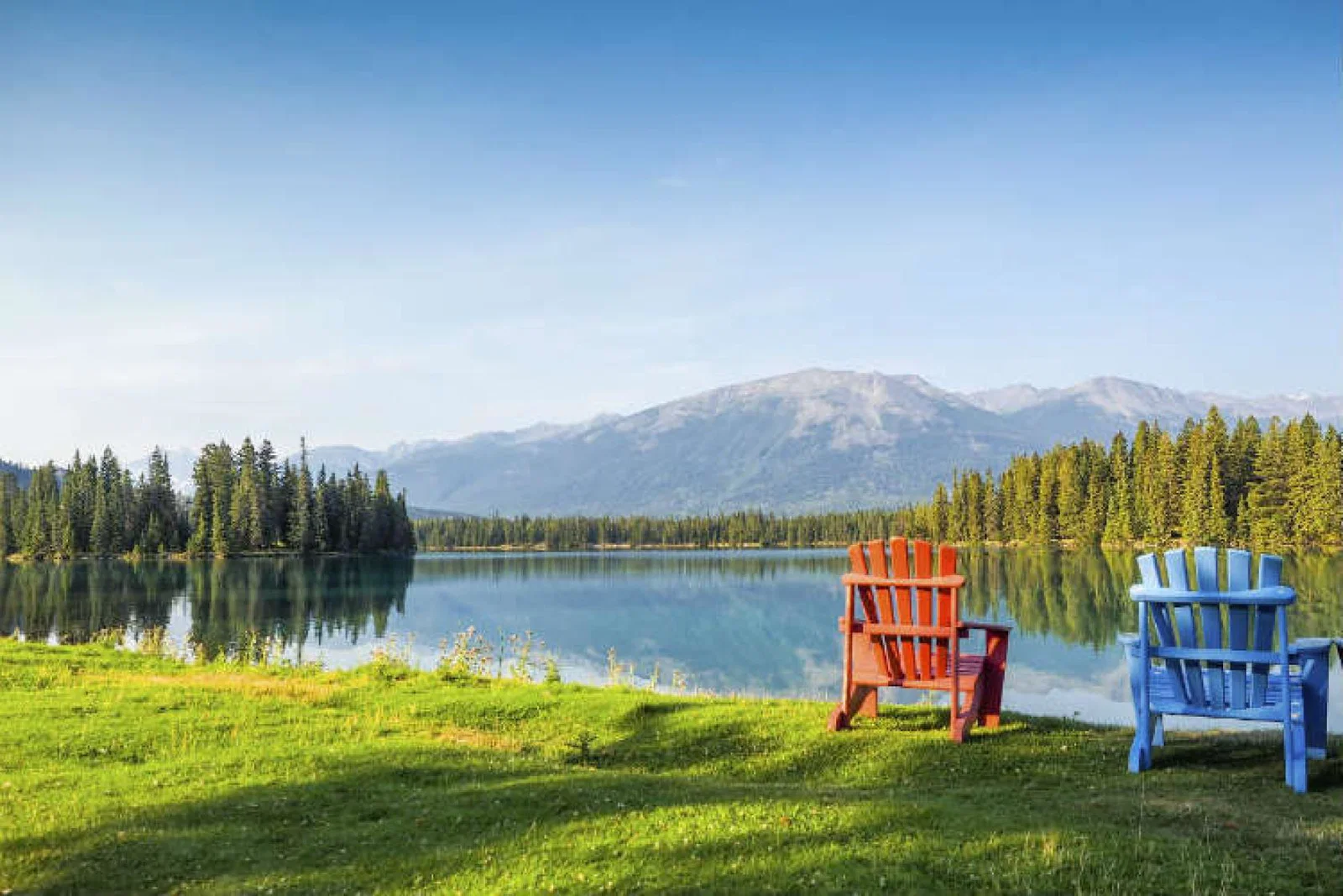 Alberta iStock_000046148948_Large.jpg