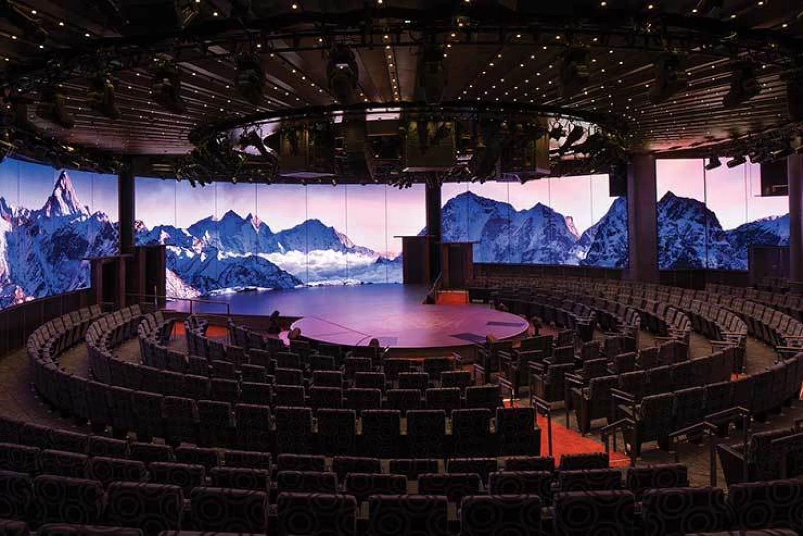Koningsdam WorldStage HAL