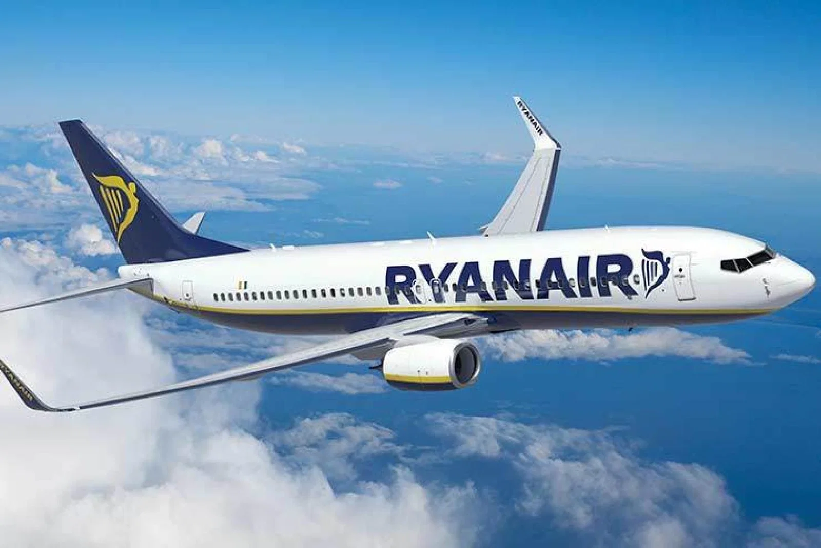 A note was found in the aircraft’s toilet claiming explosives were onboard