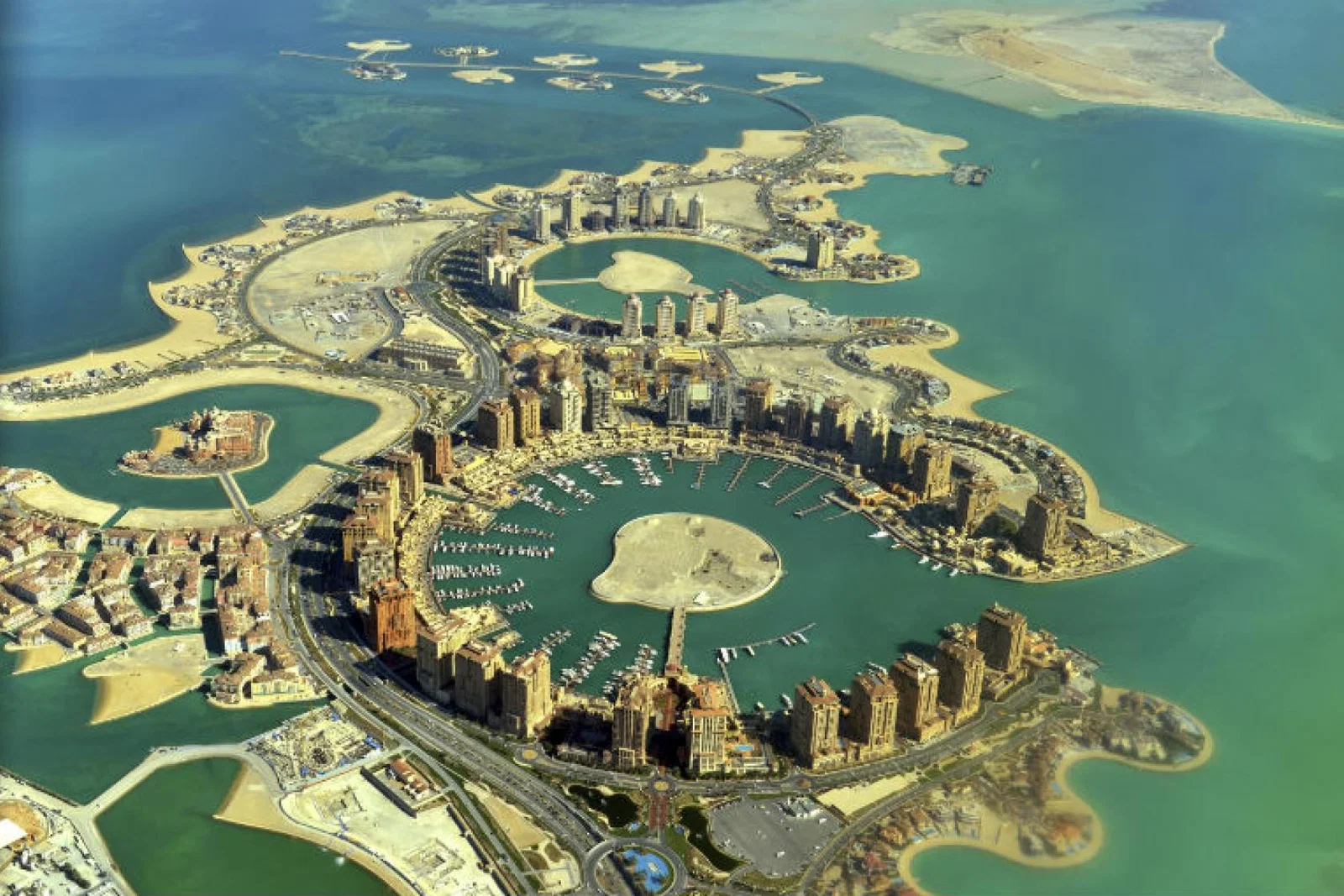 Qatar needs more accommodation for 2022