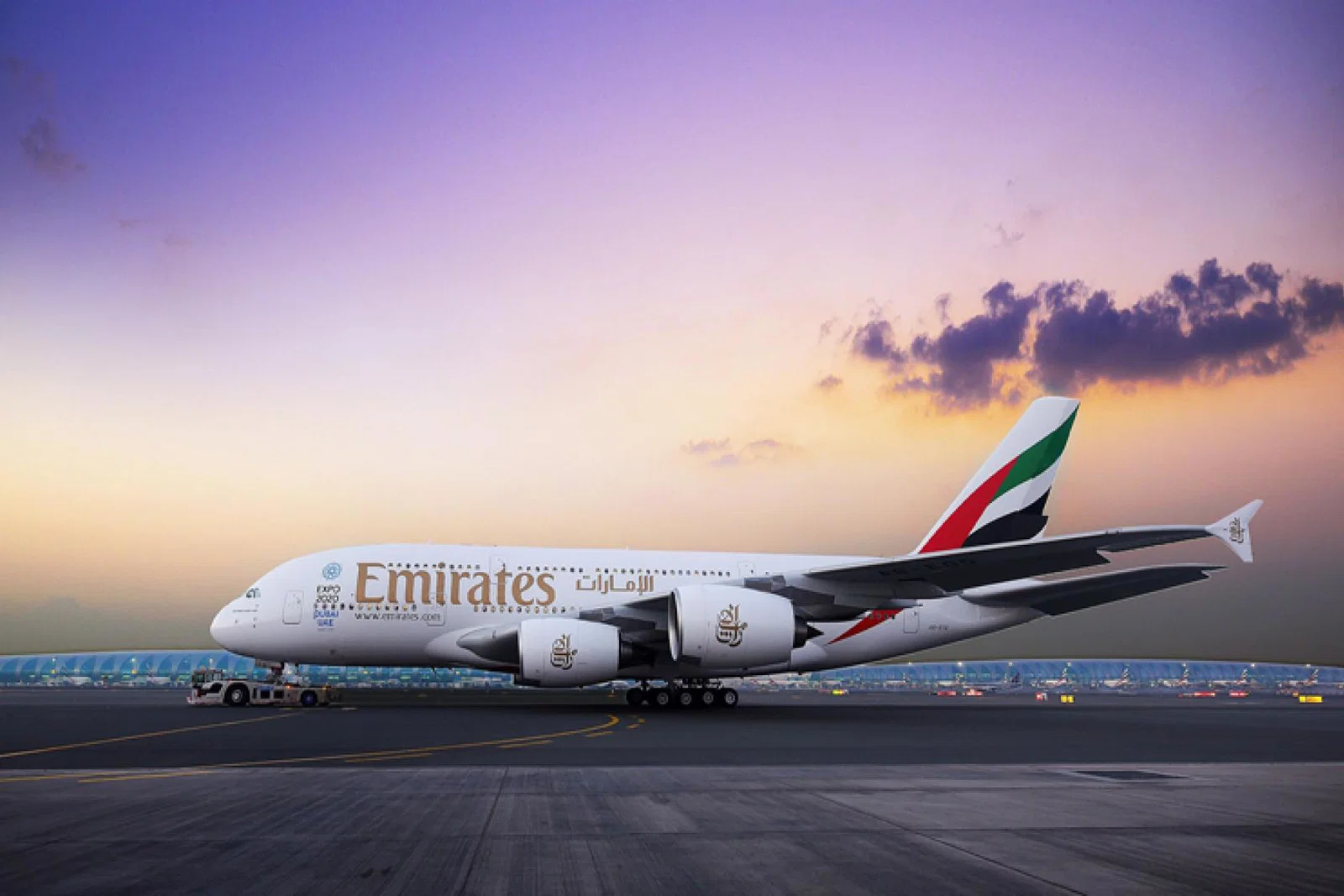 Emirates A380.jpg