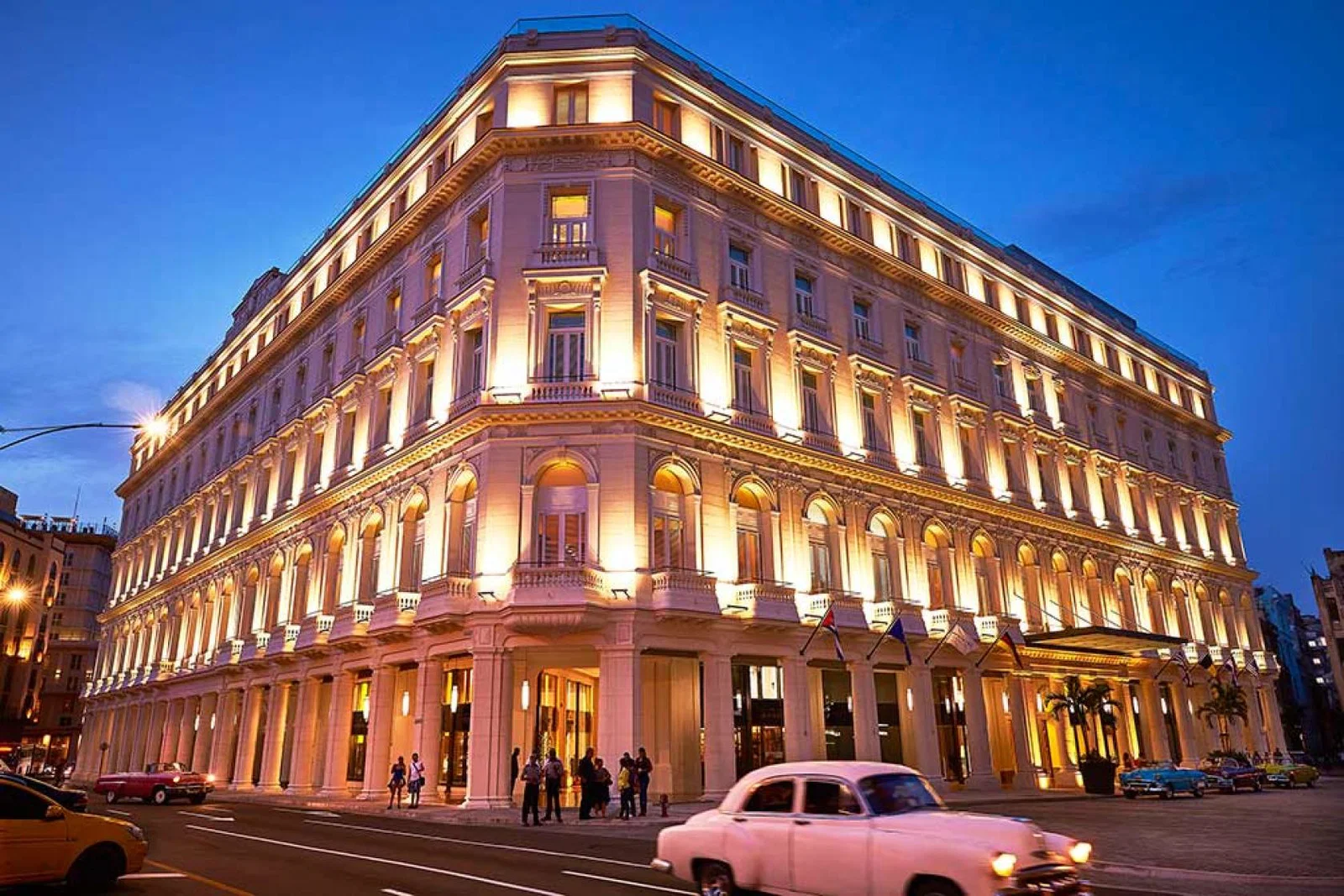 Gran-Hotel-Manzana-Kempinski-exterior_18519_Original.jpg