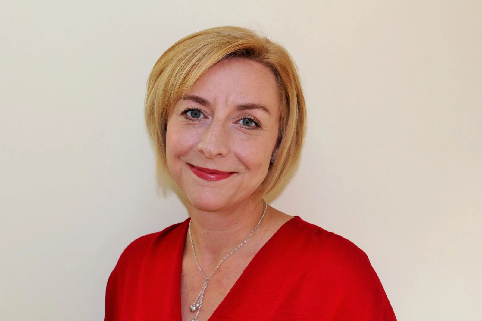 Claire Dutton moves to National Holidays