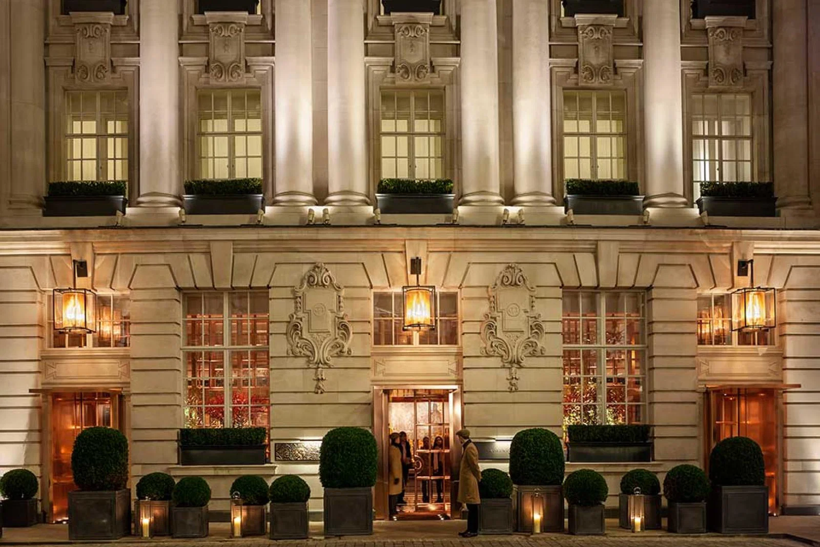 Rosewood-London_Exterior-(2).jpg