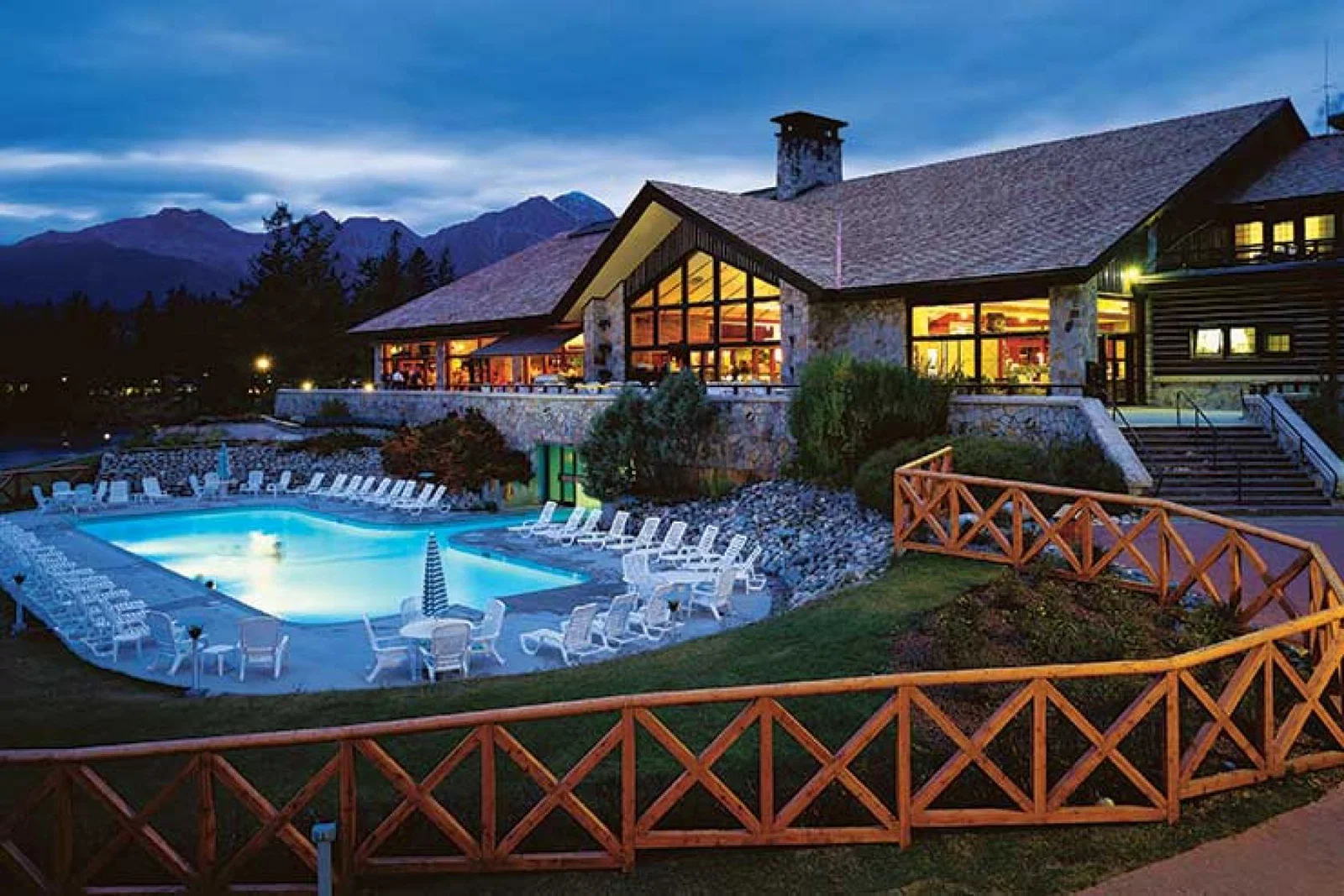 Fairmont Jasper Park Lodge in Canada