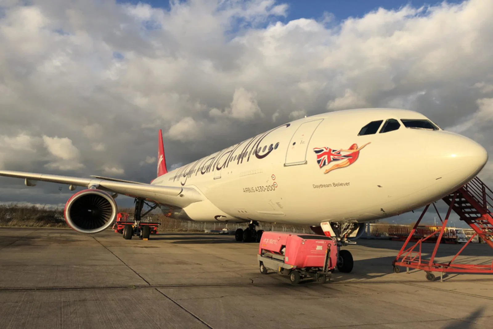 Virgin ex-Air Berlin A330-200 .jpg