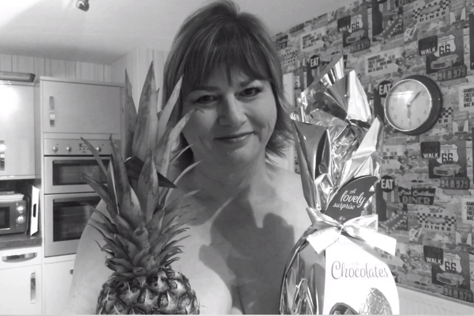 Sarah Archer Travel Trade Full Monty.png