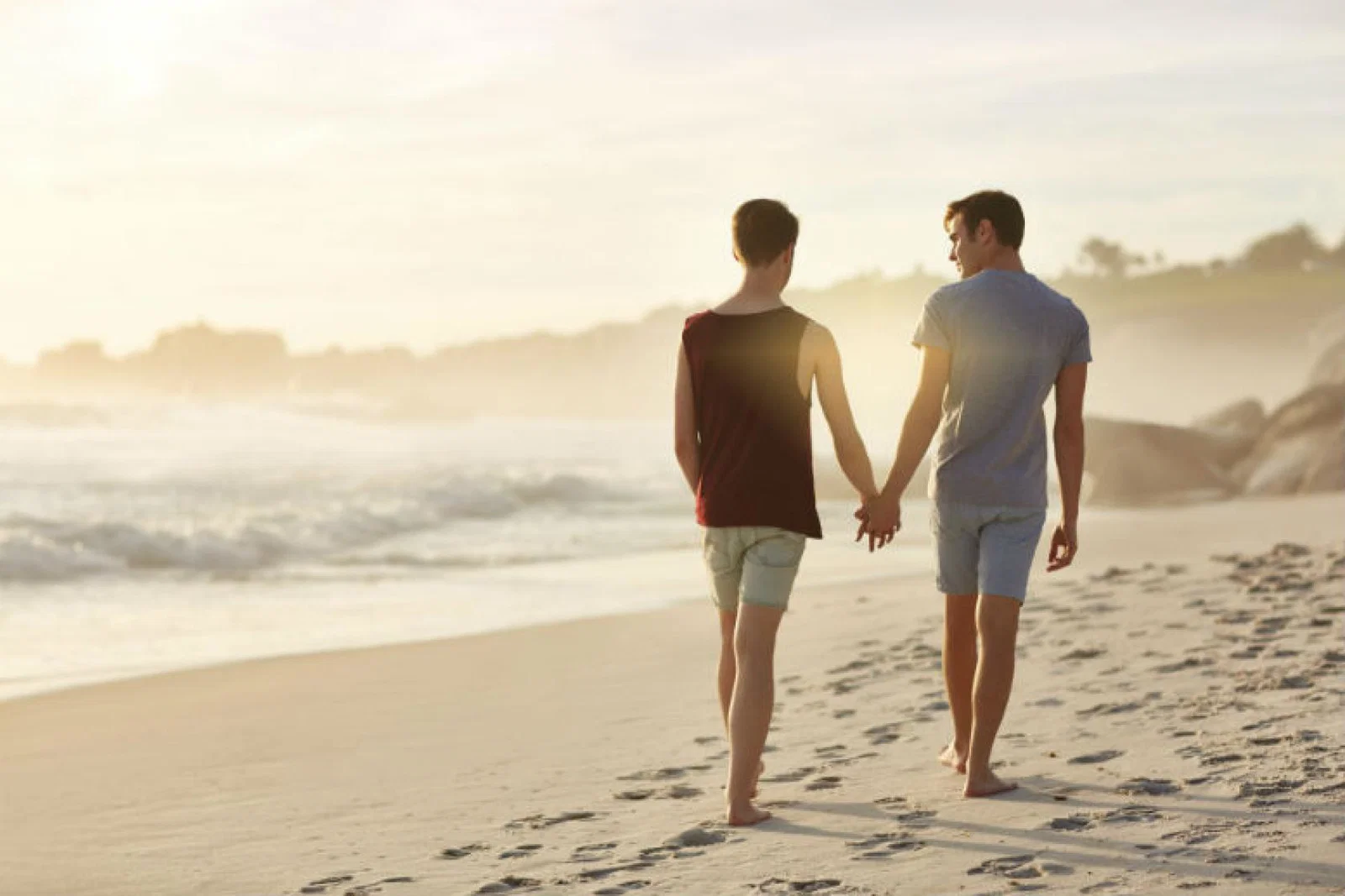 Gay couple.jpg