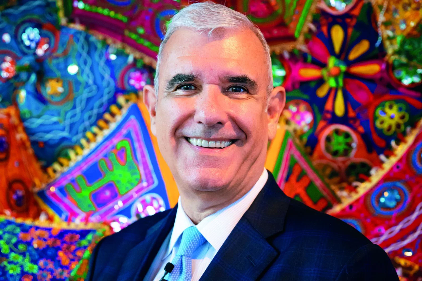 Larry Pimentel Azamara.jpg