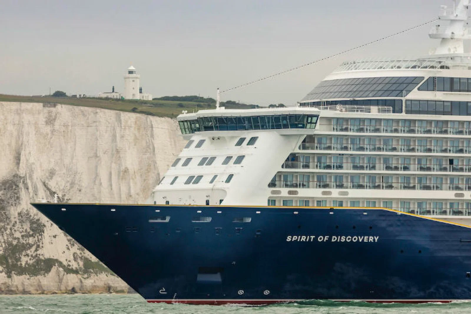 Spirit of Discovery arrives in Dover