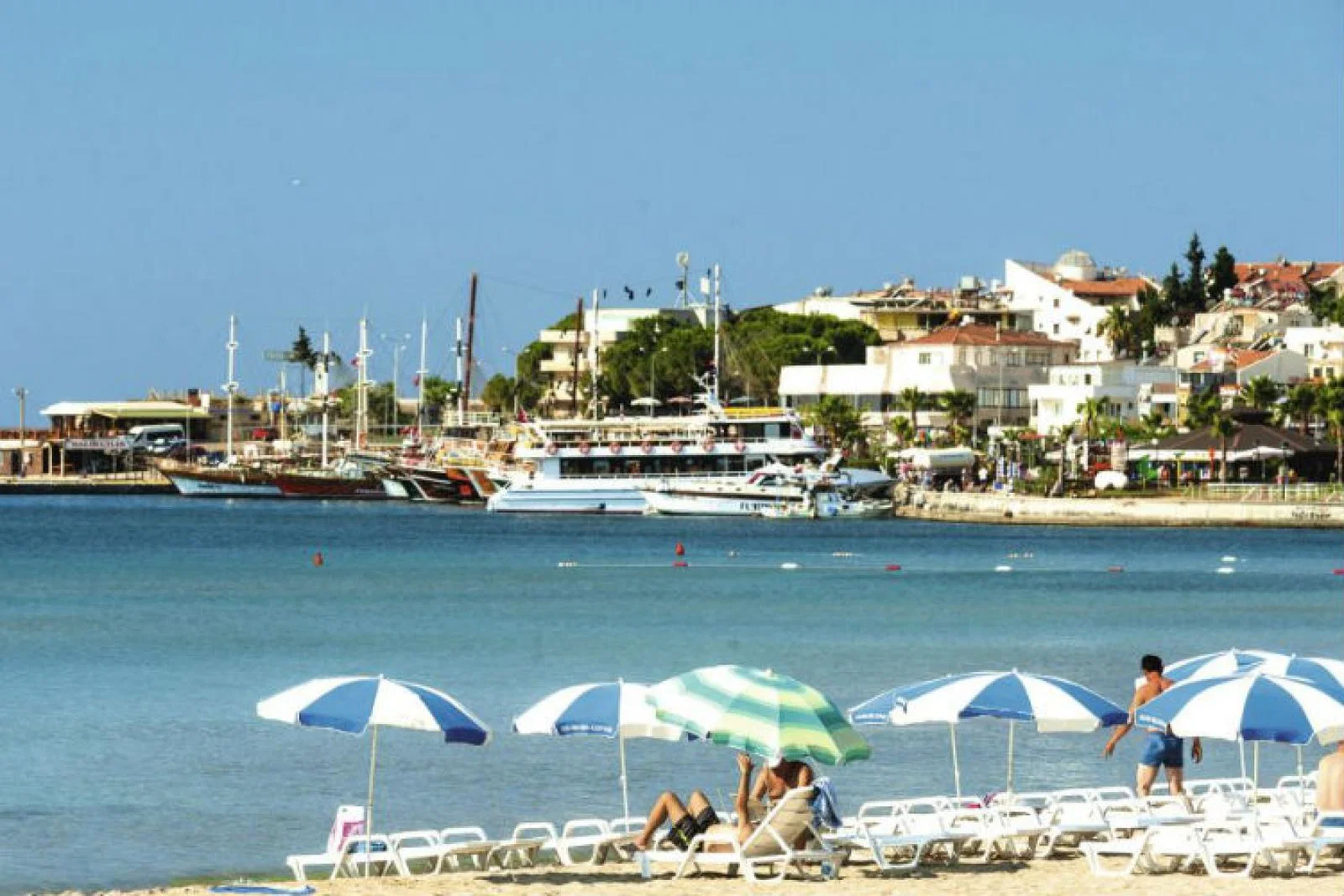 Altinkum.jpg
