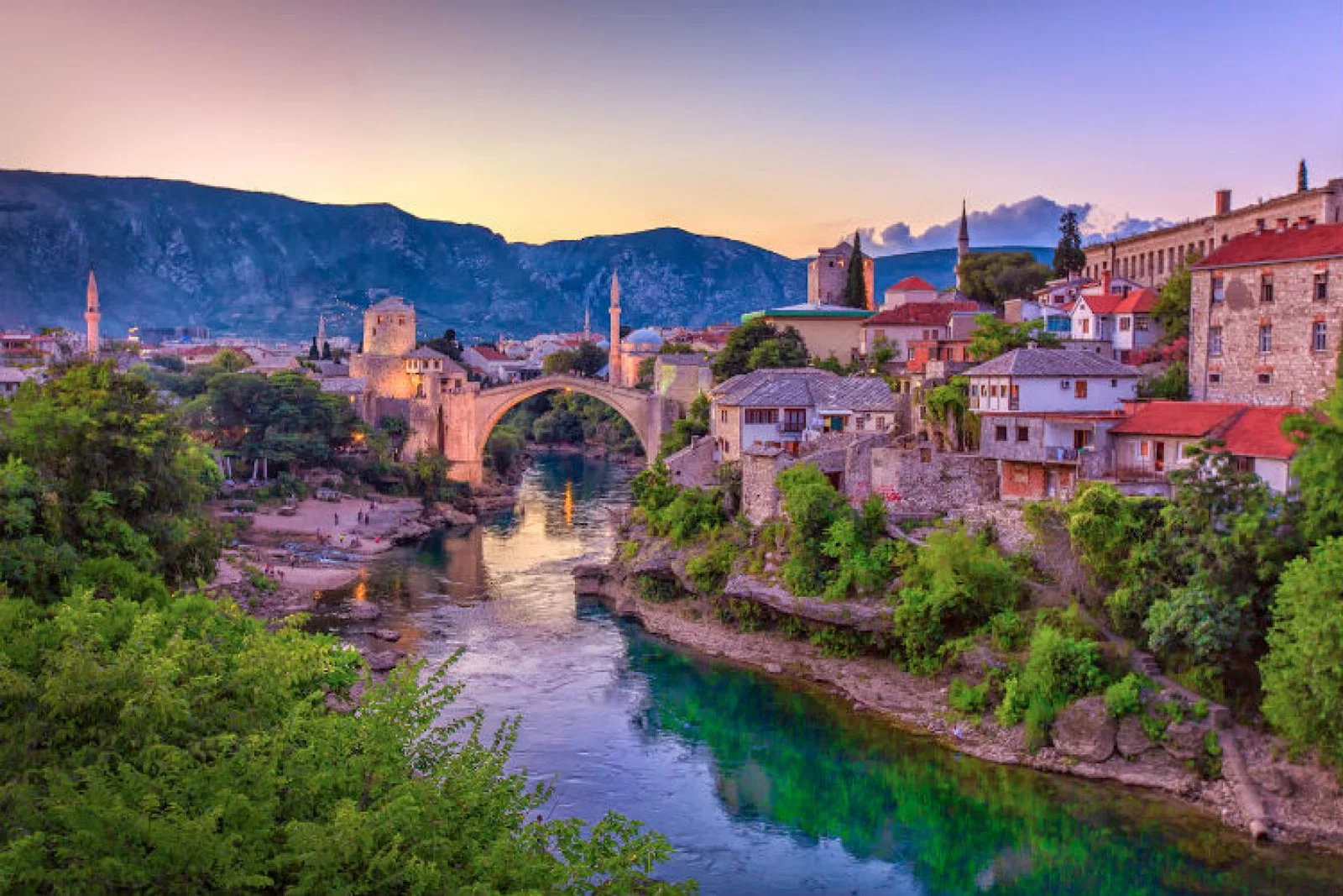 Bosnia Sarajevo Mostar iStock-585067008.jpg