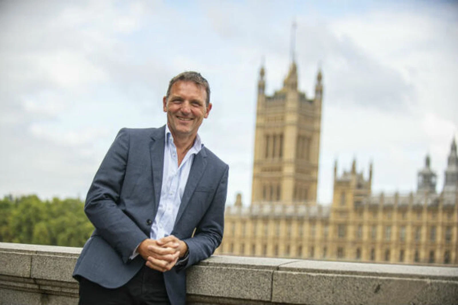 Giles Hawke to depart Cosmos and Avalon Waterways