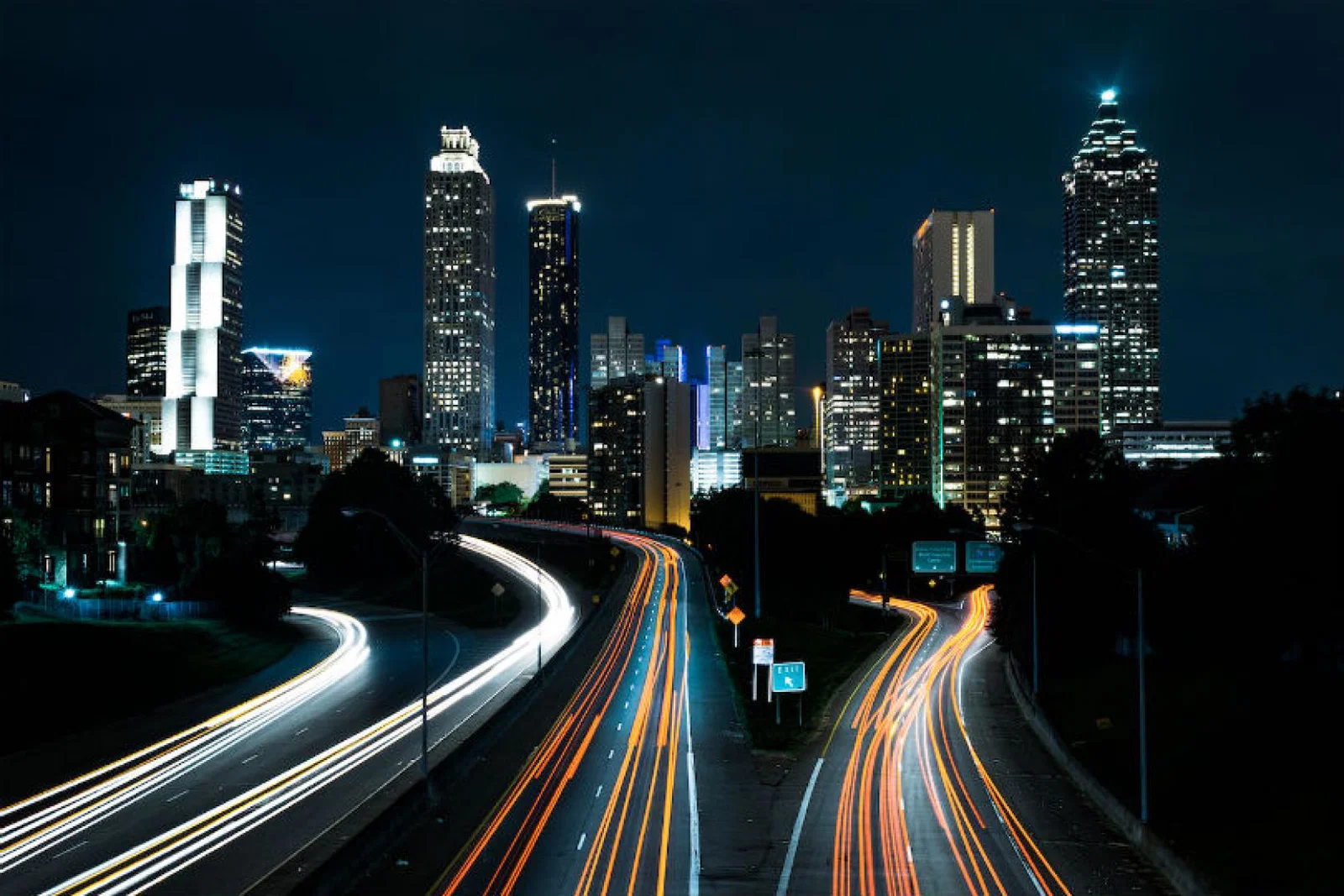 Delta will offer more flights to its hub at Atlanta next summer (Pic: Joey Kyber, Unsplash)