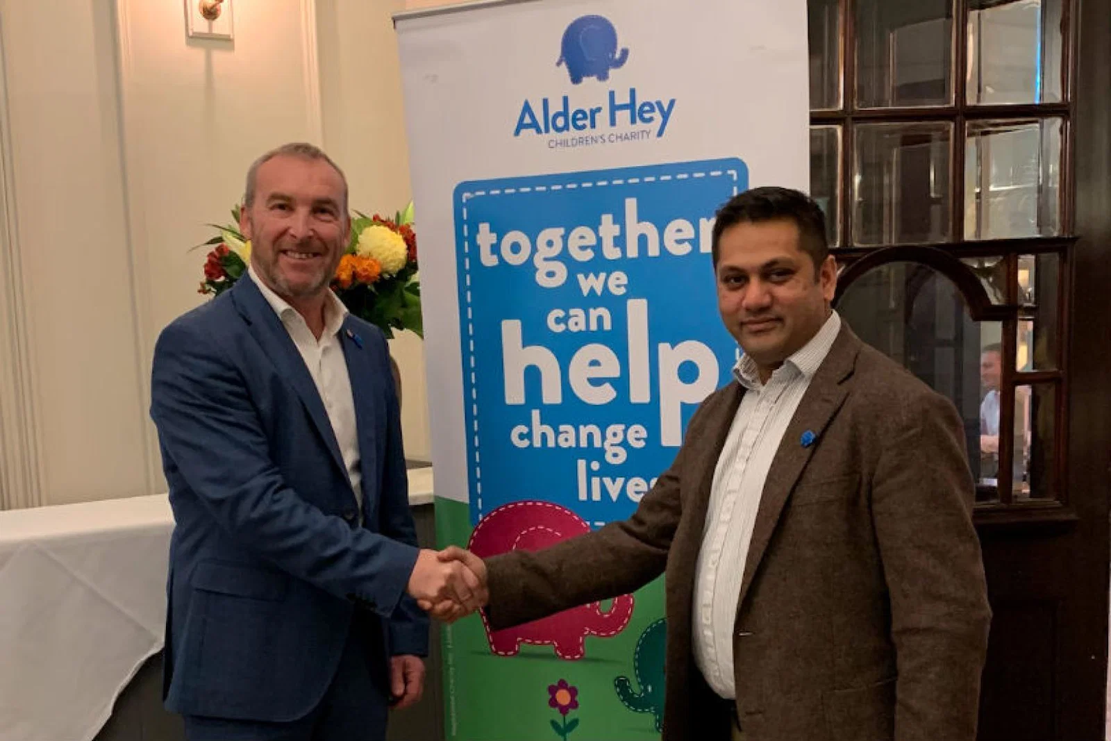 SLG CEO Richard Calvert (left) with Alder Hey consultant respiratory paediatrician Ian Sinha