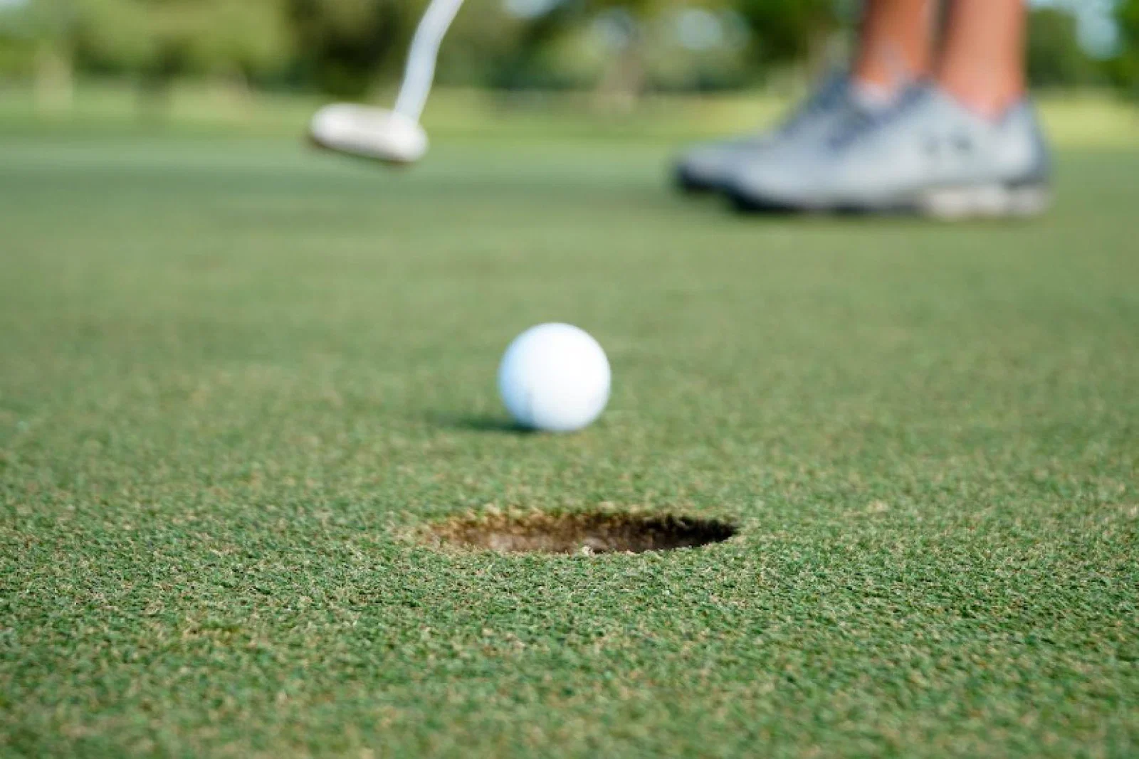 The event will feature on-course surprises, such as a "beat the pro" challenge