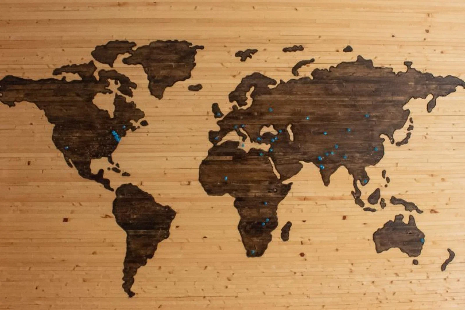 The FCDO is lifting Covid-related travel advice on more than 40 countries from 11 October (Credit: Brett Zeck/Unsplash)