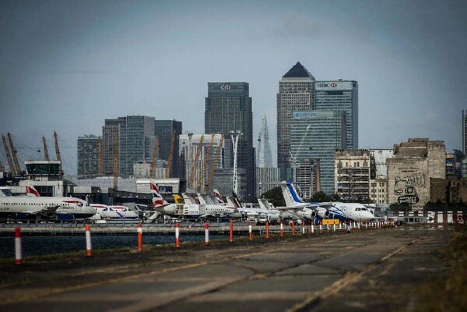 London City airport shuts for 24 hours at Saturday lunchtime