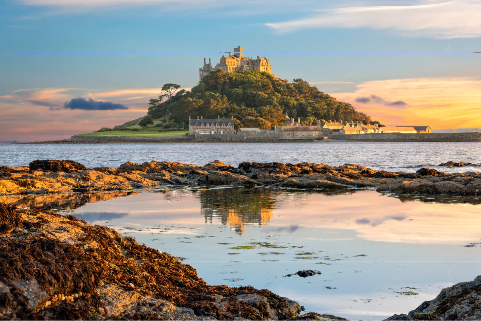 Riviera_Travel_UK_tours_St_Michaels_Mount_.png