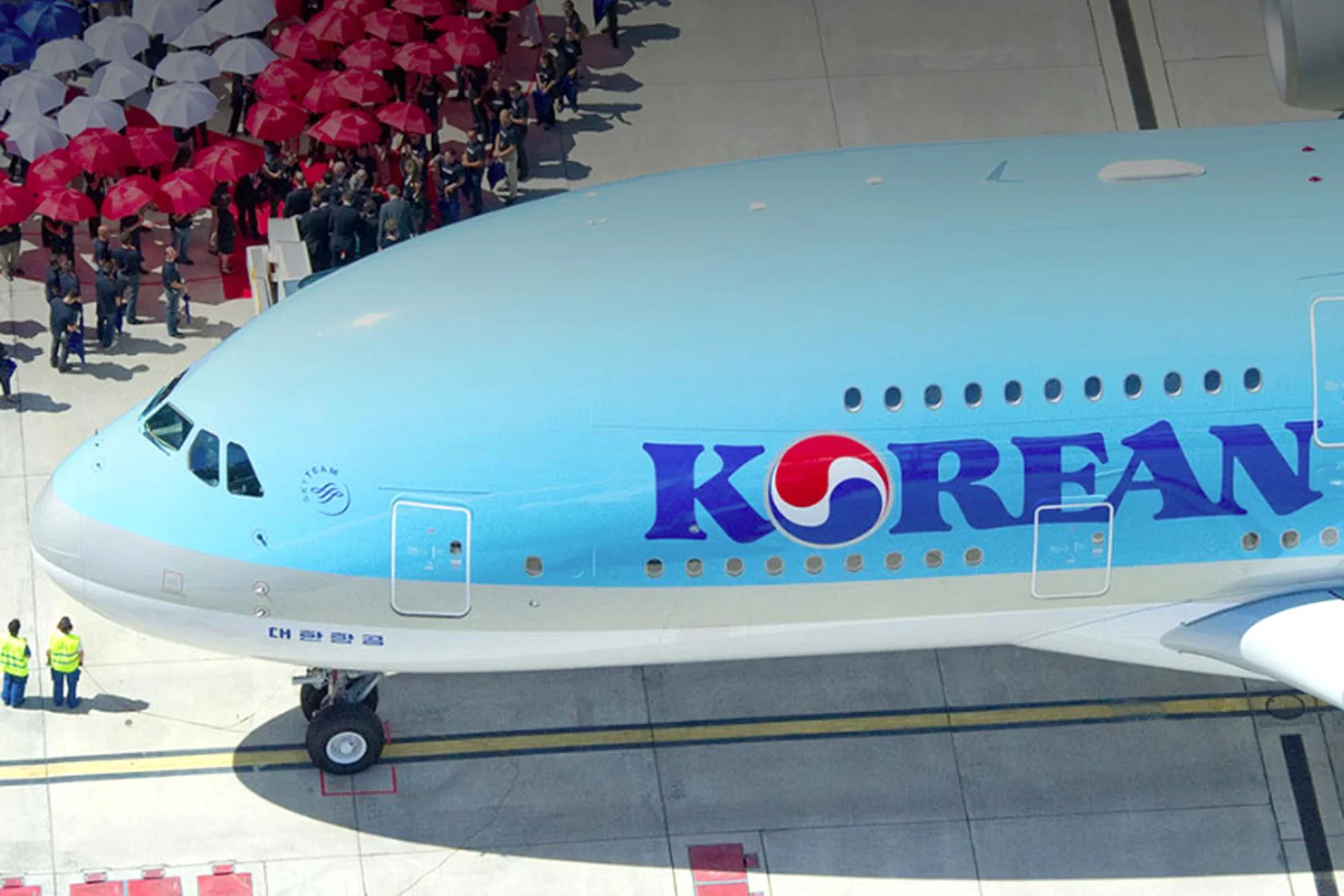 Korean Air will merge with its main domestic rival
