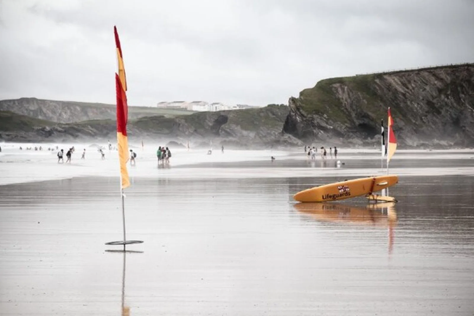 Fistral Beach Newquay Cornwall (Credit: Leif Christoph Gottwald / Unsplash) leif-christoph-gottwald-emIqp7TACxg-unsplash.jpg
