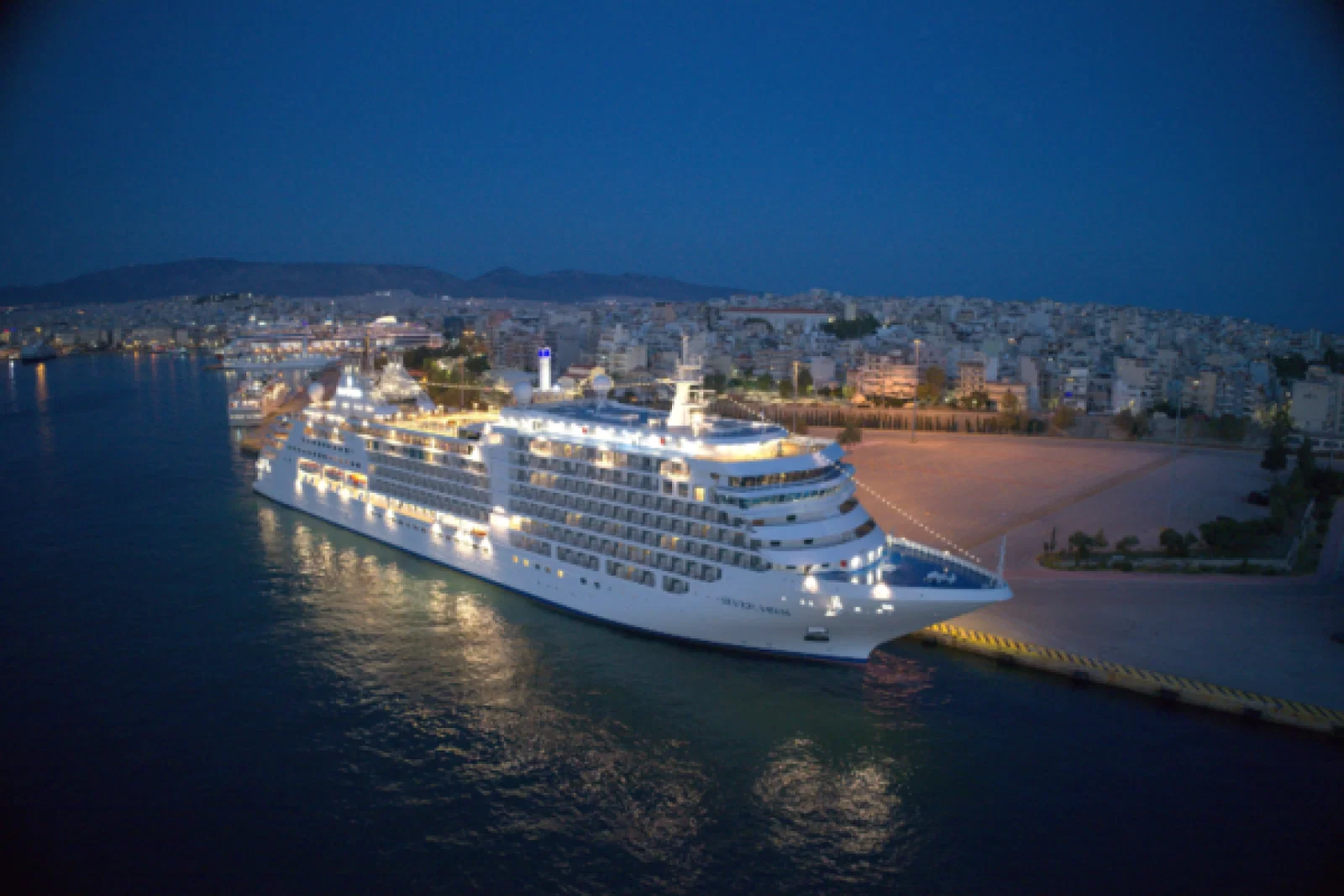 Silversea Cruises' Silver Moon (Credit_ Matthew Scott).png