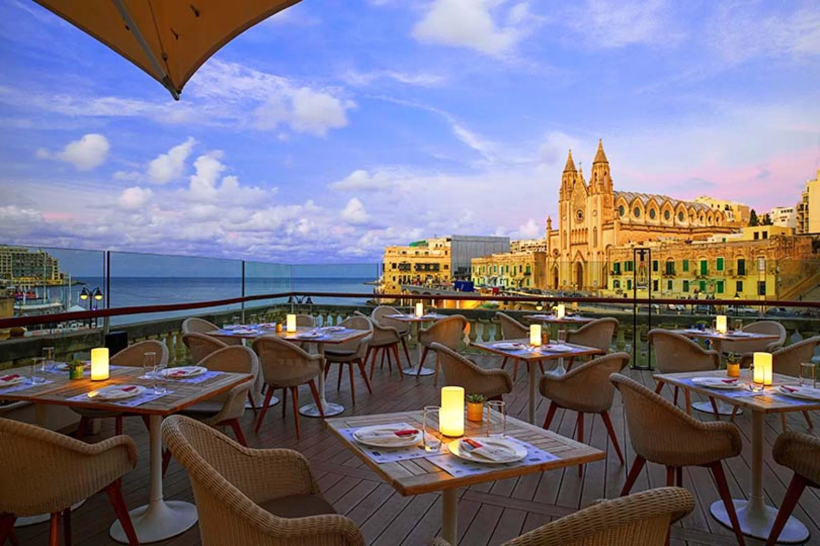 Malta Marriott Hotel & Spa Balluta Bay terrace