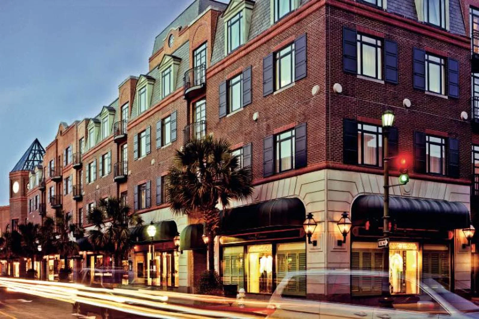Guests will be offered a tour of Charleston led by a local history professor