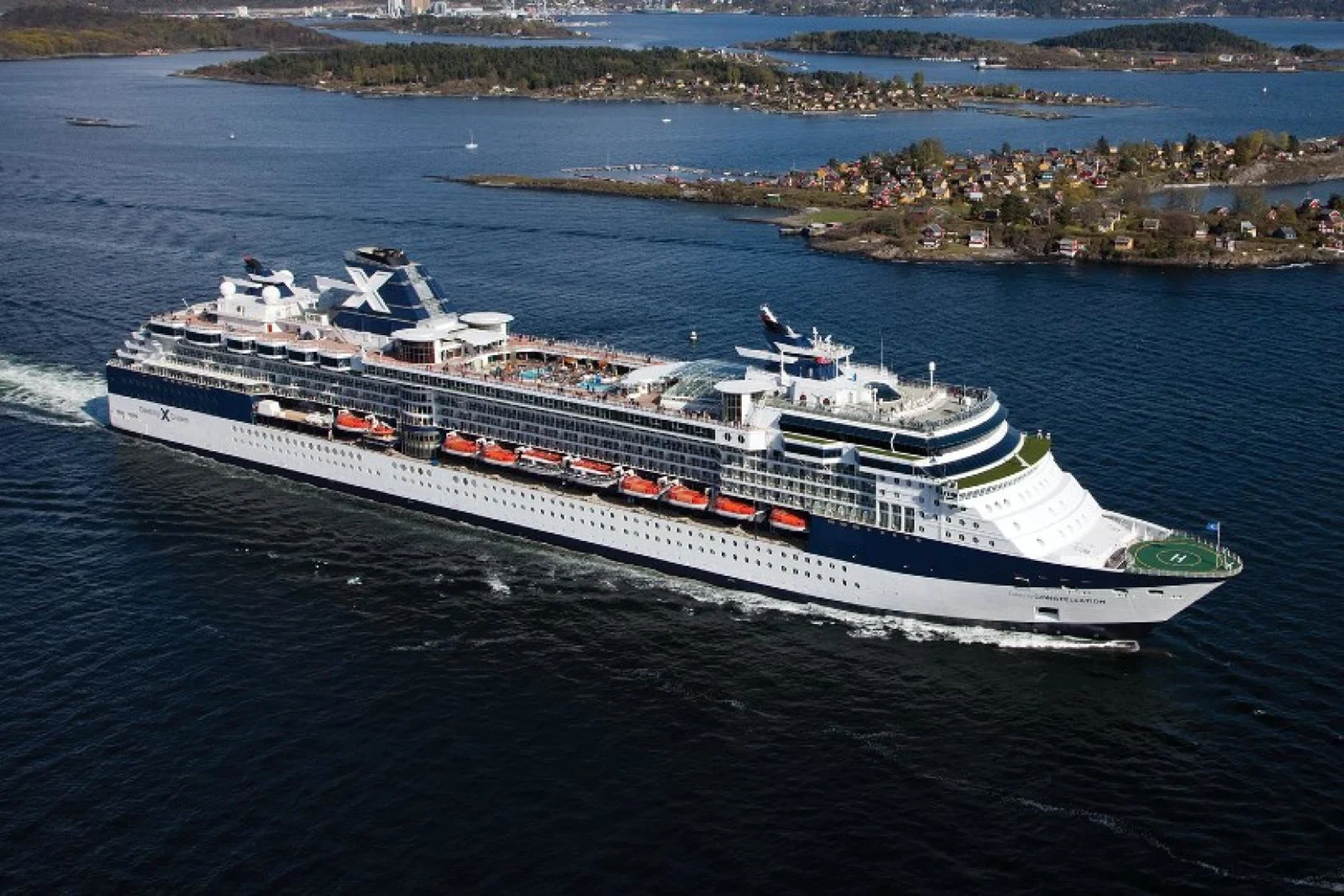 Constellation departed from its homeport of Tampa Bay on Sunday (7 November)