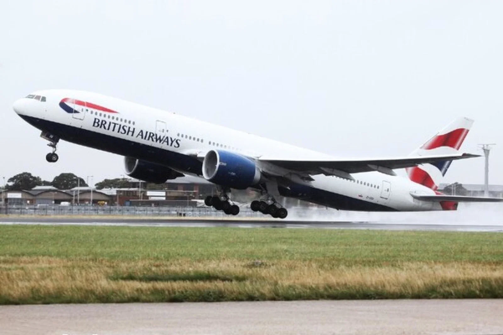 British Airways' US flights have been grounded by a systems glitch