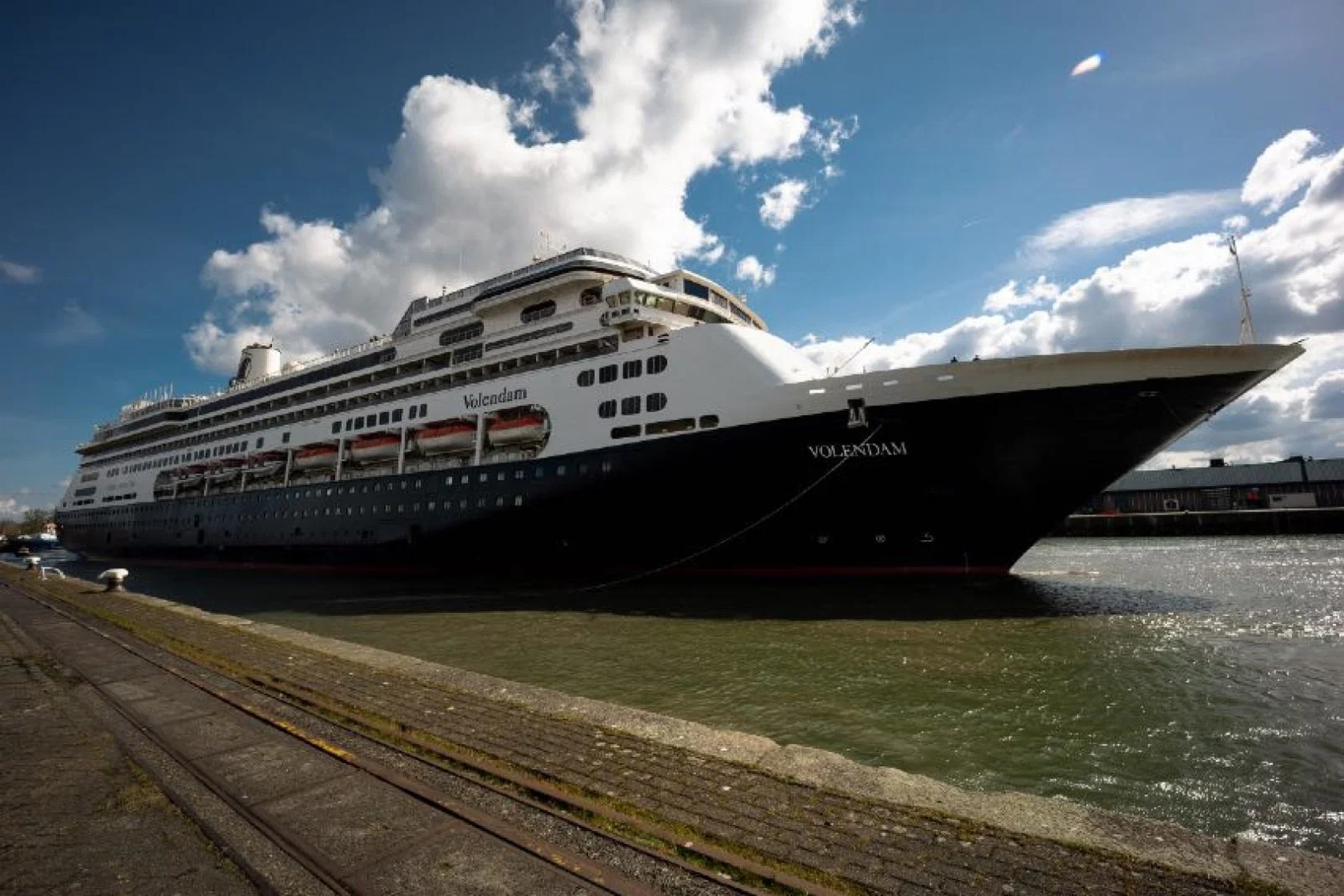 For the final 15 days of testing, Volendam used 100% biofuel 