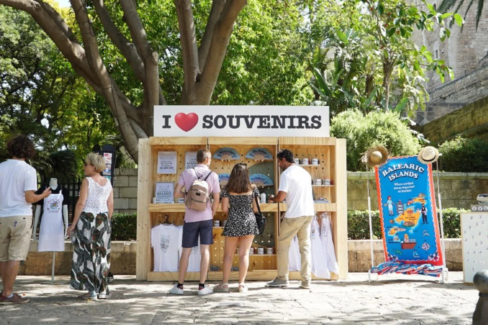 The store offers innovative messages describing the new regulations and measures which focus on sustainability and circularity (Credit: Govern Illes Balears)